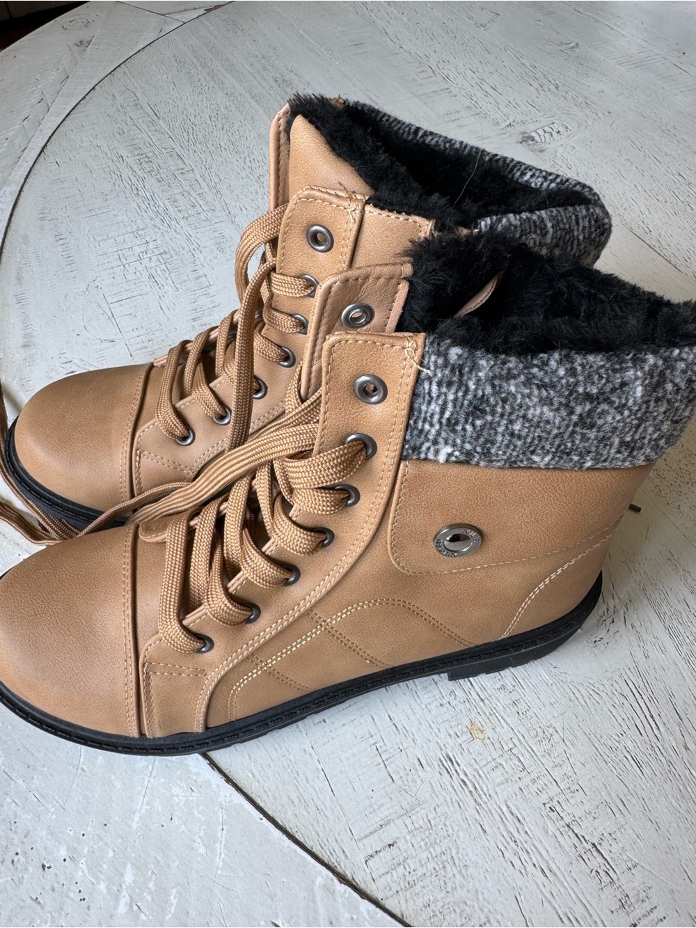 Knit Collar Winter Combat Boots Tan Faux Leather Lace Up Side Zip Size 8.5